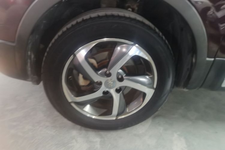 海马S5 2015款 1.5T CVT旗舰型车身外观6005