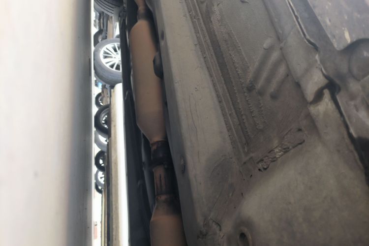 丰田 凯美瑞 2013款 200G 经典豪华版局部细节9001