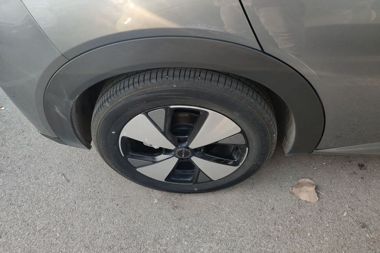 比亚迪 海豚 2023款 420km 时尚版车身外观6008