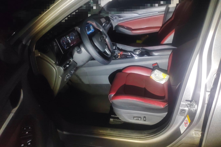 长安 逸动 2020款 PLUS 蓝鲸NE 1.4T GDI DCT旗舰型中控内饰7003