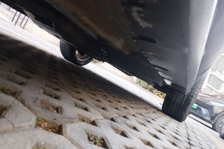 陆风X7 2015款 2.0T 全景尊贵版局部细节9004