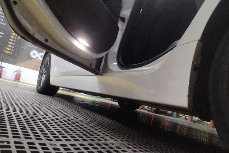 宝马1系 2017款 118i 运动型局部细节9002