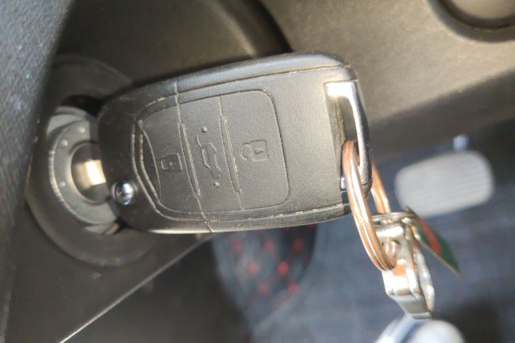 五菱汽车 宏光MINIEV 2024款 第三代 215km 青春版中控内饰11