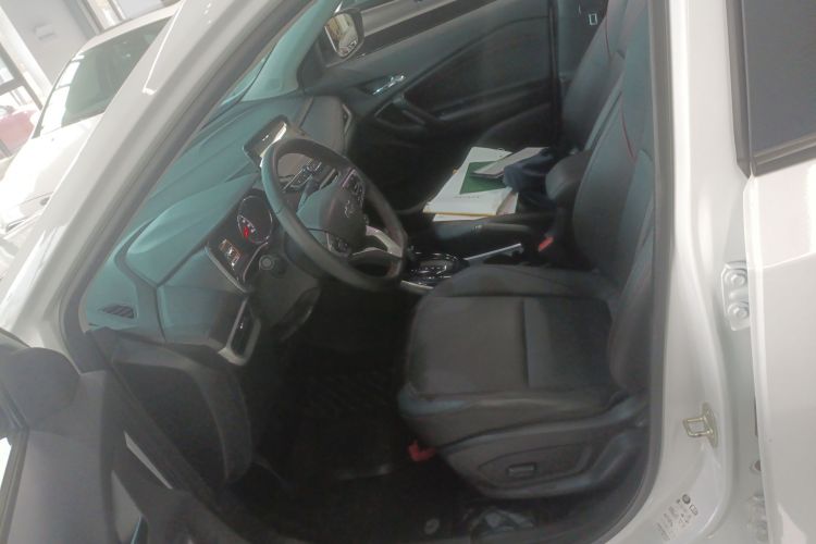 雪佛兰 创酷 2021款 Redline 335T CVT极版 国VI中控内饰19