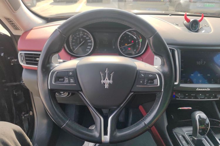 玛莎拉蒂 Levante 2016款 3.0T 标准型局部细节13