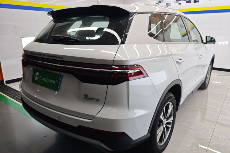 比亚迪 宋Pro 2019款 1.5T 自动精英型车身外观7