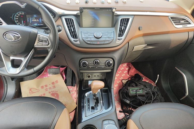 东南DX7 2017款 1.5T 自动荣耀版局部细节16