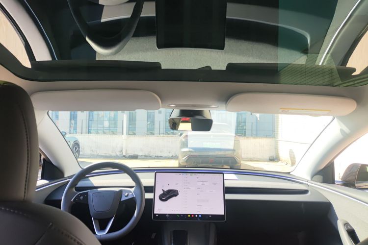 特斯拉 Model 3 2023款 后轮驱动版局部细节22