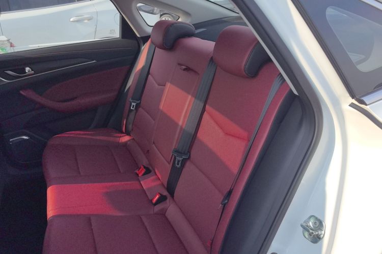 长安 逸动 2019款 蓝鲸版 280T GDI DCT极速型中控内饰7004