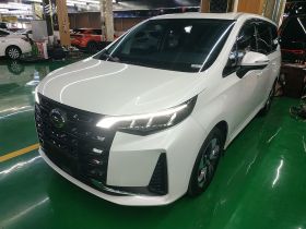 广汽传祺 传祺M6 2023款 PRO 270T DCT尊享版