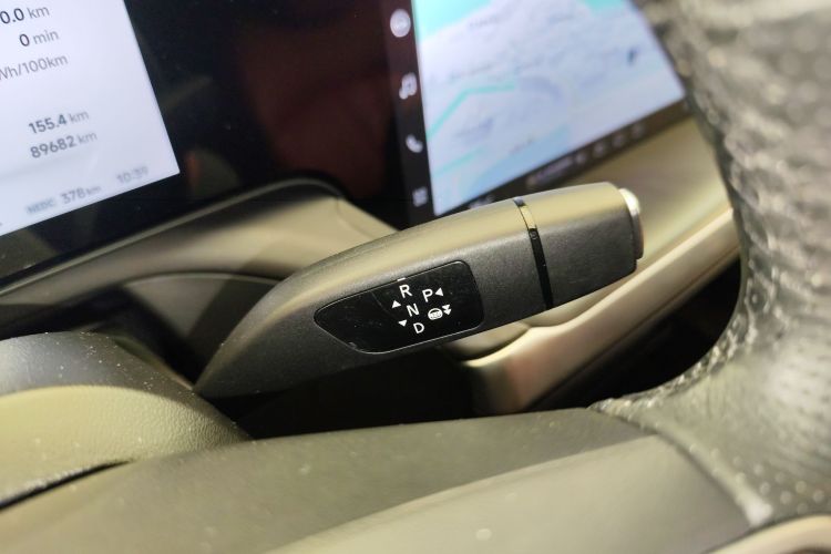 小鹏P7 2020款 670E中控内饰18