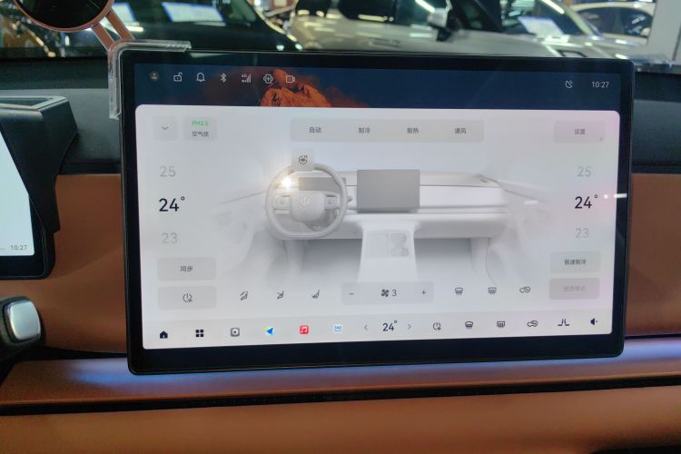 零跑汽车 零跑C10 2024款 210智享版局部细节16