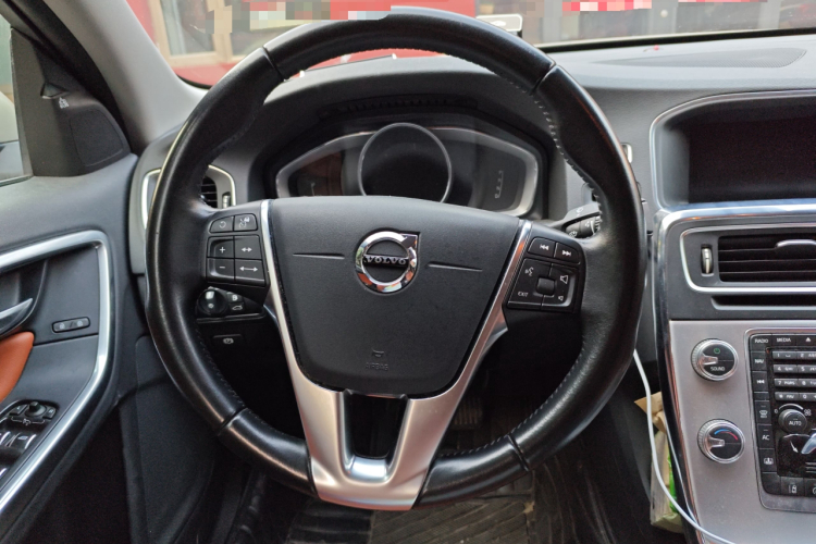 沃尔沃S60 2019款 S60L 改款 T5 智驭菁英版局部细节13