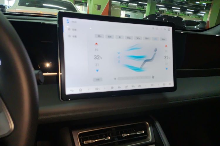 比亚迪 秦L 2025款 DM-i 智驾版 120KM领先型局部细节16