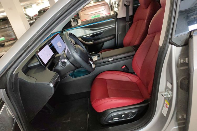 小鹏P7 2023款 P7i 702 Pro中控内饰19