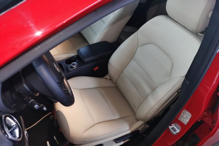 奔驰B级 2012款 B 180局部细节19