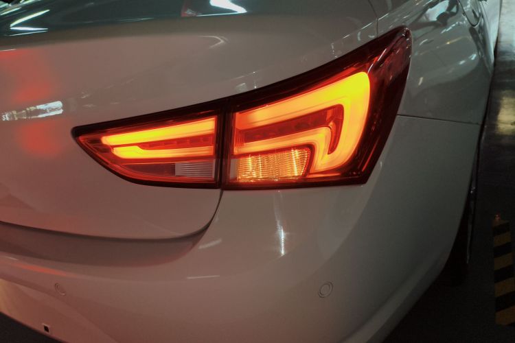 别克 威朗 2018款 三厢 20T 双离合领先型车身外观6001