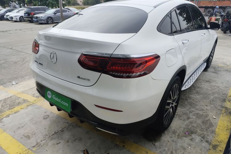 奔驰GLC轿跑 2020款 GLC 300 4MATIC 轿跑SUV车身外观6005