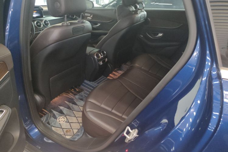 奔驰GLC 2016款 GLC 300 4MATIC 动感型中控内饰21