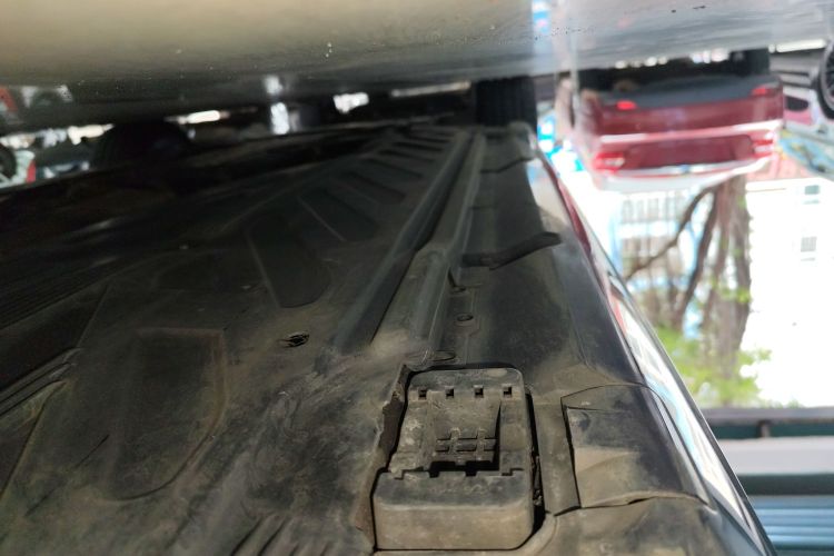 奔驰C级(进口) 2021款 C 200 轿跑车局部细节9002