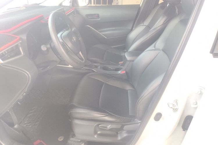 丰田 锋兰达 2023款 2.0L CVT精英版局部细节19