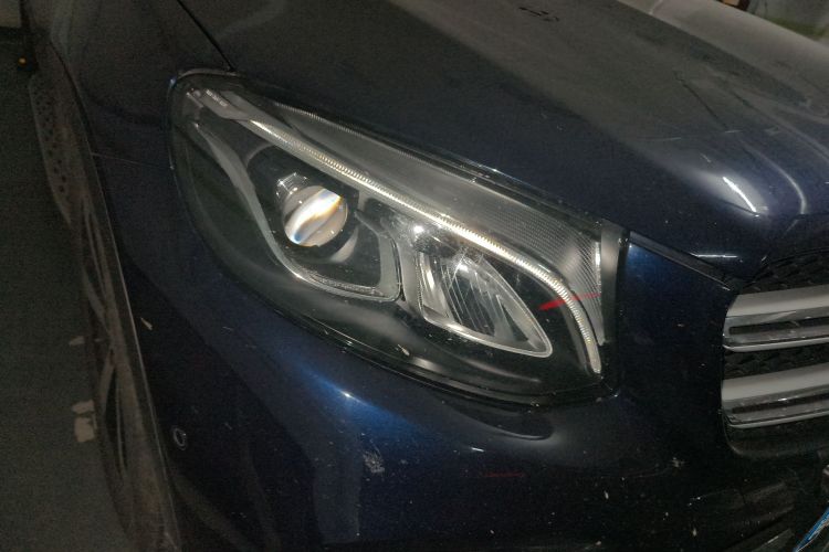 奔驰GLC 2018款 GLC 260 4MATIC 豪华型车身外观8