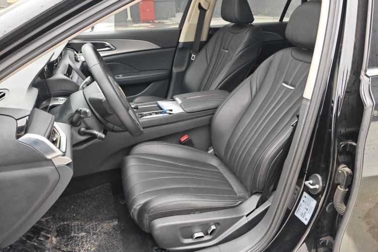 红旗H5 2023款 1.5T DCT智联旗韵版中控内饰19