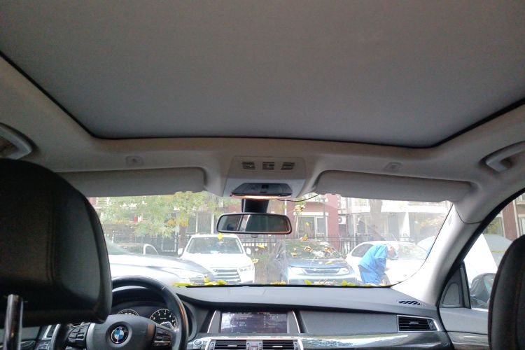 宝马5系GT 2014款 535i 豪华型中控内饰22