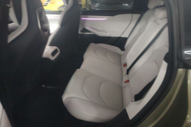 小米汽车 小米SU7 2024款 四驱超长续航高阶智驾Max版中控内饰7004