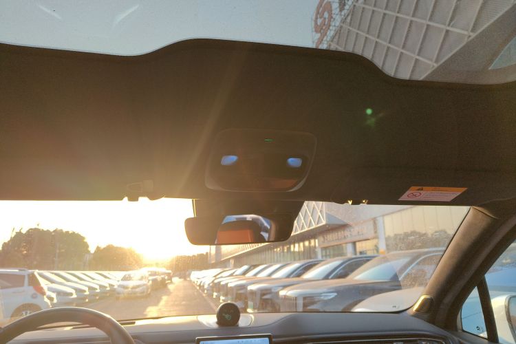 蔚来EC6 2020款 615KM 签名版中控内饰22