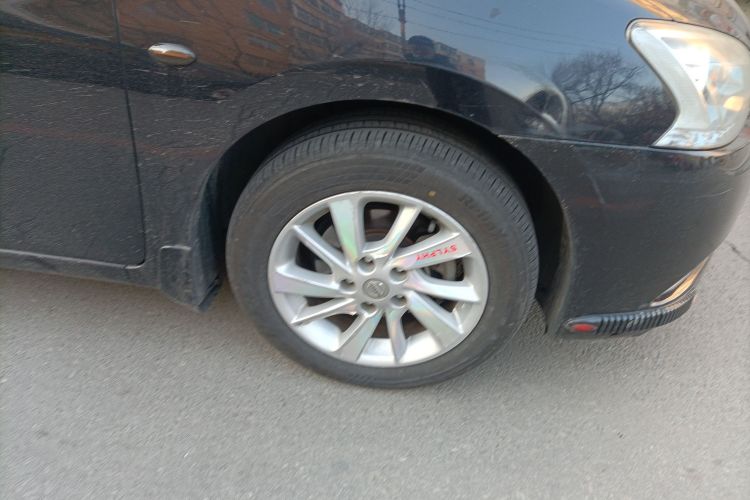 日产 轩逸 2012款 1.6XL CVT豪华版车身外观10