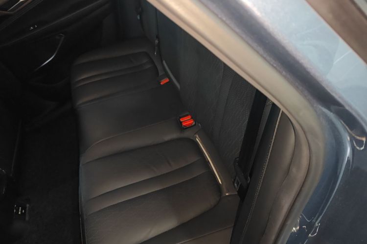 小鹏P5 2021款 550E中控内饰7004