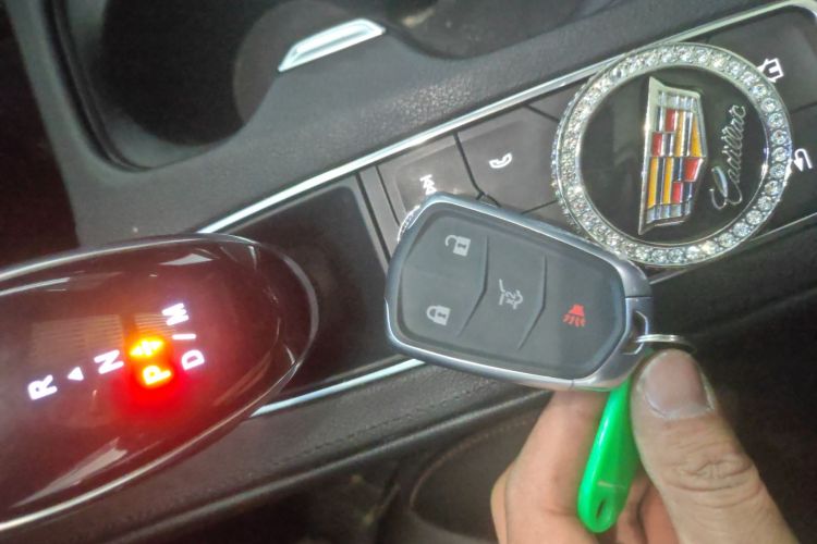 凯迪拉克XT4 2020款 28T 两驱豪华型中控内饰7001