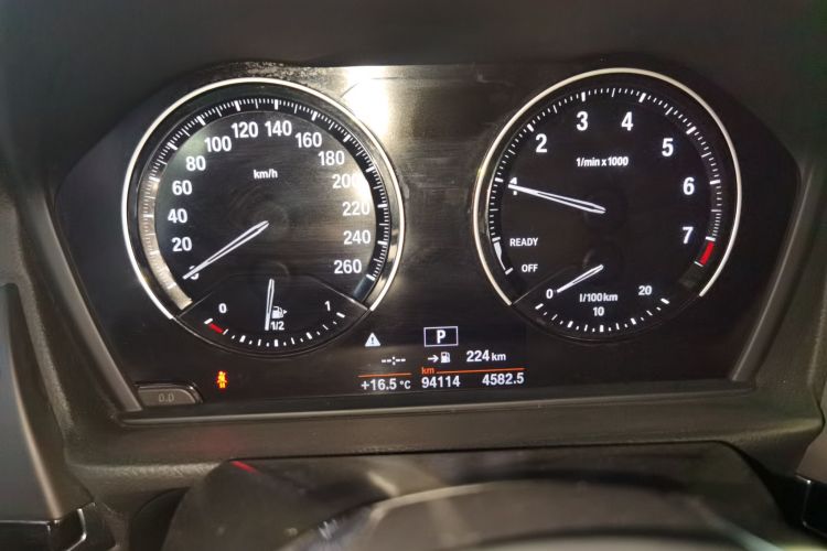 宝马1系 2018款 118i 运动型局部细节14