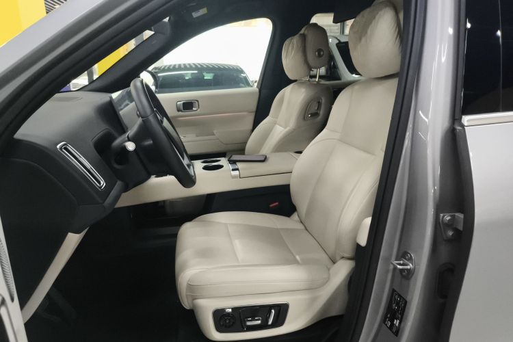 理想汽车 理想L8 2024款 Ultra局部细节19