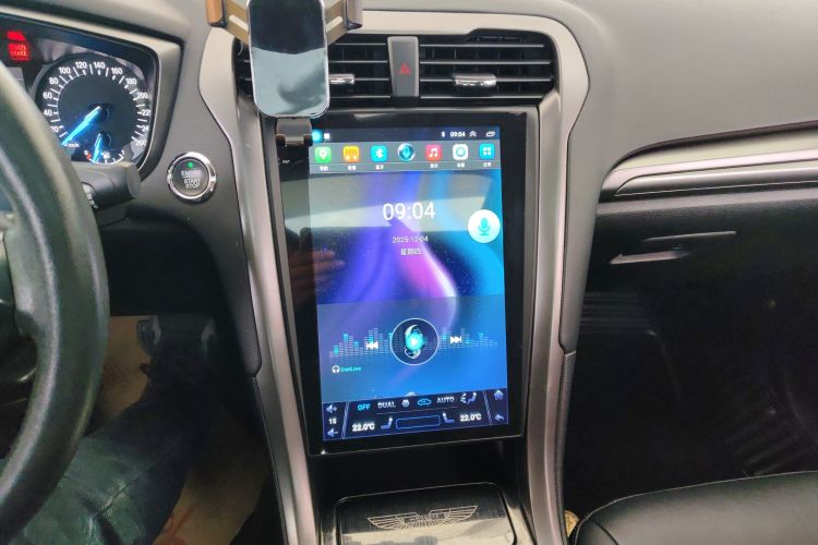 福特 蒙迪欧 2017款 EcoBoost 180 时尚型中控内饰16