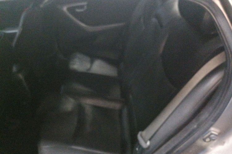 现代 朗动 2015款 1.6L 手动领先型中控内饰21