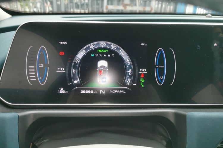 欧拉好猫 2022款 400km标准续航 豪华型 三元锂中控内饰14