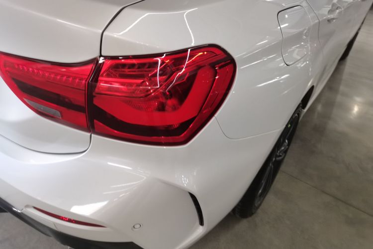 宝马1系 2021款 改款 120i M运动版车身外观6006