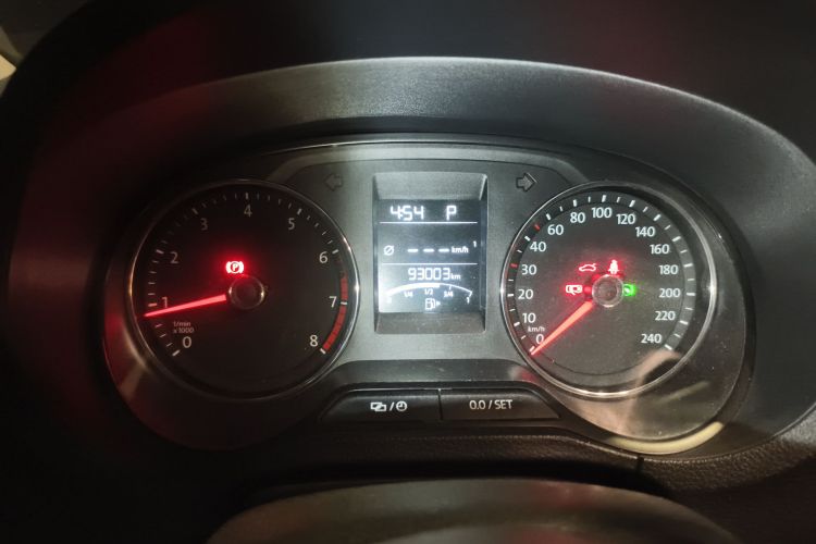 大众 Polo 2016款 1.6L 自动舒适型中控内饰14