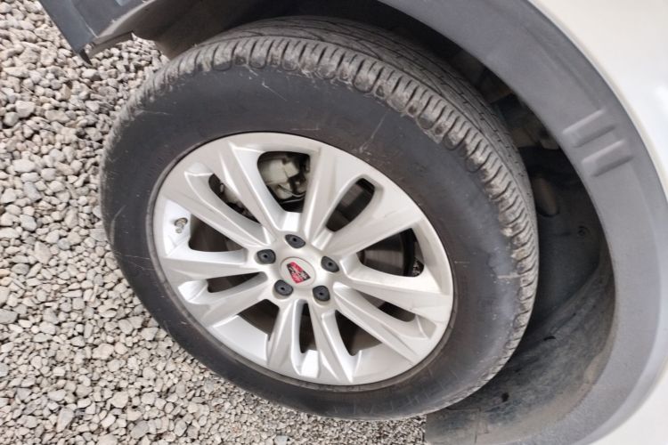 荣威RX5 2018款 20T 两驱自动互联网智惠版车身外观6001