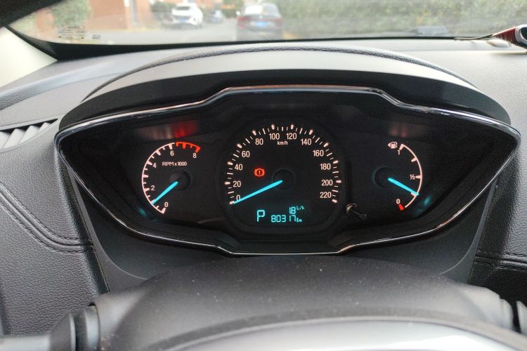 福特 福睿斯 2015款 1.5L 自动时尚型中控内饰14