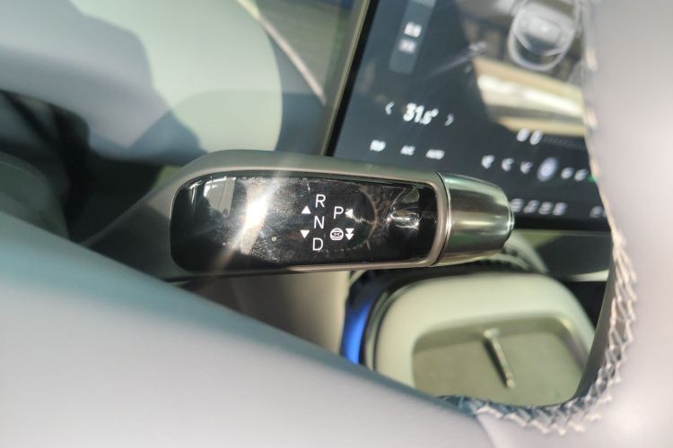 小鹏G7 2025款 702 超长续航 Max中控内饰18