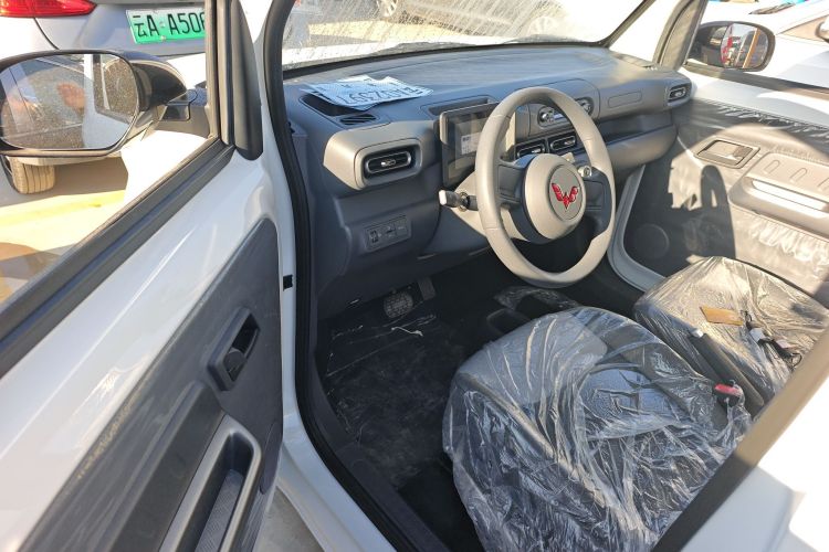 五菱汽车 五菱之光新能源 2025款 201km 舒适型中控内饰7003