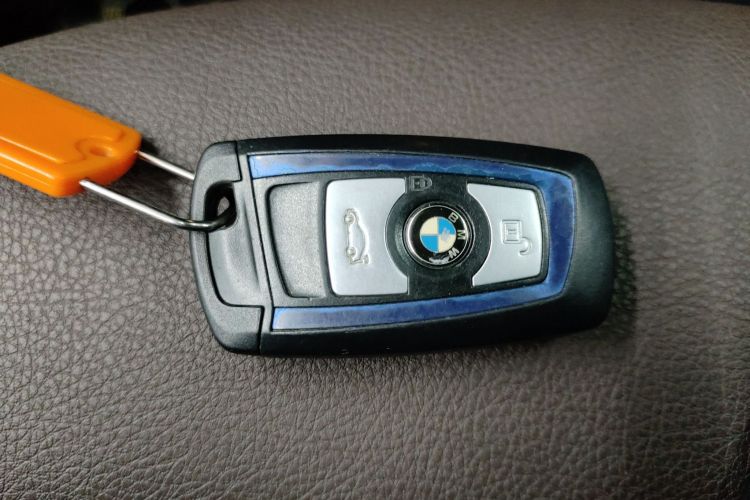 宝马3系 2018款 320Li 领先型M运动套装中控内饰11