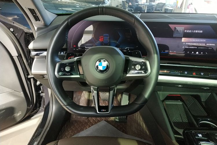 宝马5系 2024款 525Li M运动套装局部细节13