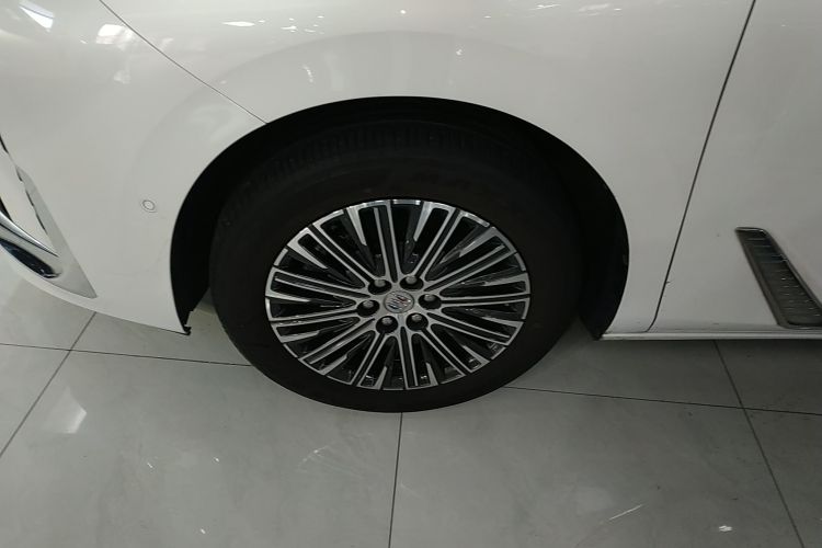 别克GL8新能源 2024款  陆尊 奢享版 7座车身外观6007