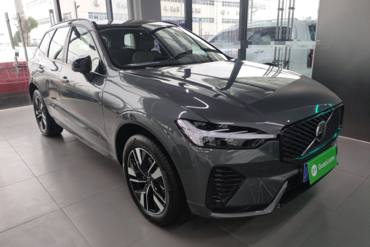 沃尔沃XC60 2026款 B5 四驱智远运动版车身外观6002