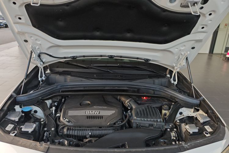 宝马X2 2023款 sDrive25i M运动曜夜版局部细节24