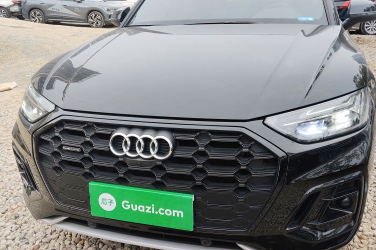 奥迪Q5L 2024款 45 TFSI 豪华动感型车身外观6001